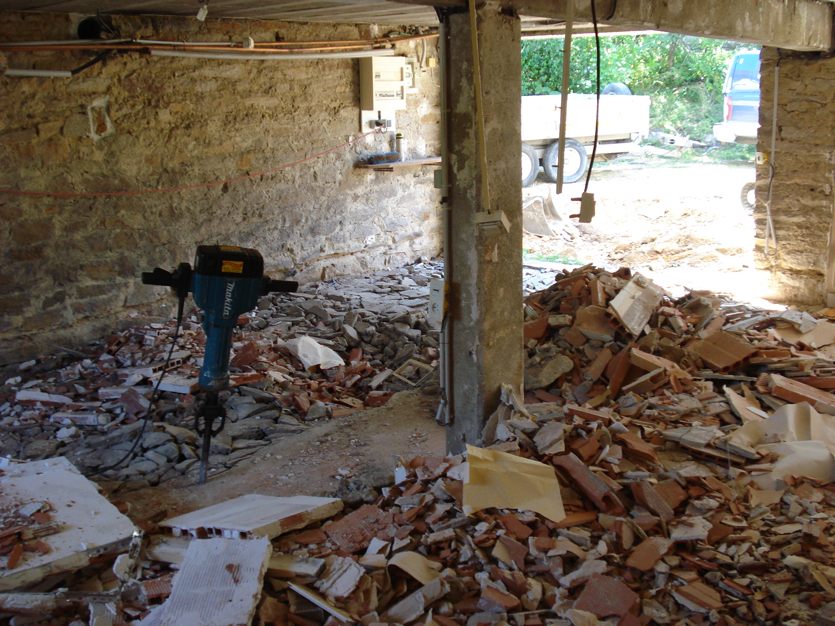 Démolition à Leudon-en-Brie